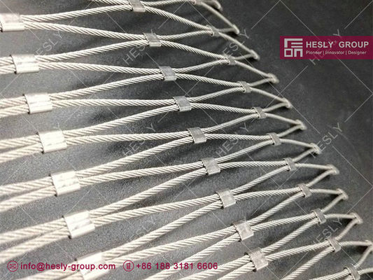 中国 AISI316 2.4mm径 90X90mm 目開き ステンレス製ヘリデッキ安全ネット サプライヤー