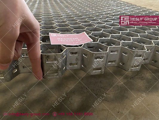 中国 ダブル クリンチ ヘックスメタル タンク スタック |ステンレス鋼304H | 2 "X14Ga ストリップ | 2" 六角穴 - HESLY 中国工場 サプライヤー