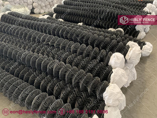 PVCコーティングチェーンリンクメッシュフェンス | 50X50mmひし形穴 | 色：グリーン | Hesly China Fence Factory Exporter サプライヤー