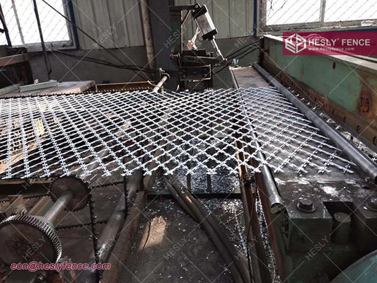 2.1mX6.0m、75X150mm ひし形カミソリメッシュシートフェンス | 中国溶接カミソリメッシュサプライヤー サプライヤー